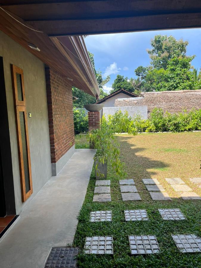 Bappa'S Place Dikwella Bagian luar foto
