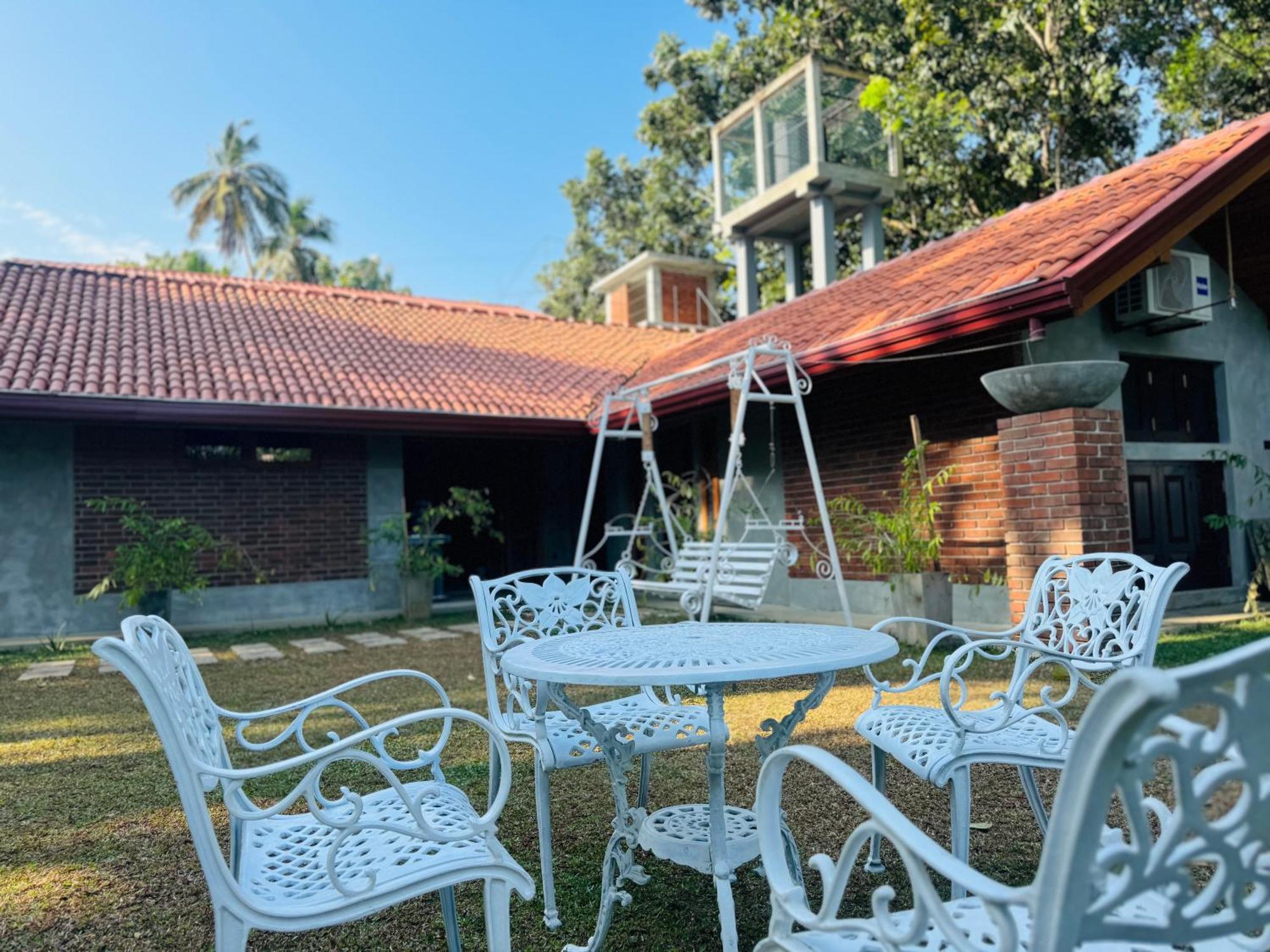 Bappa'S Place Dikwella Bagian luar foto