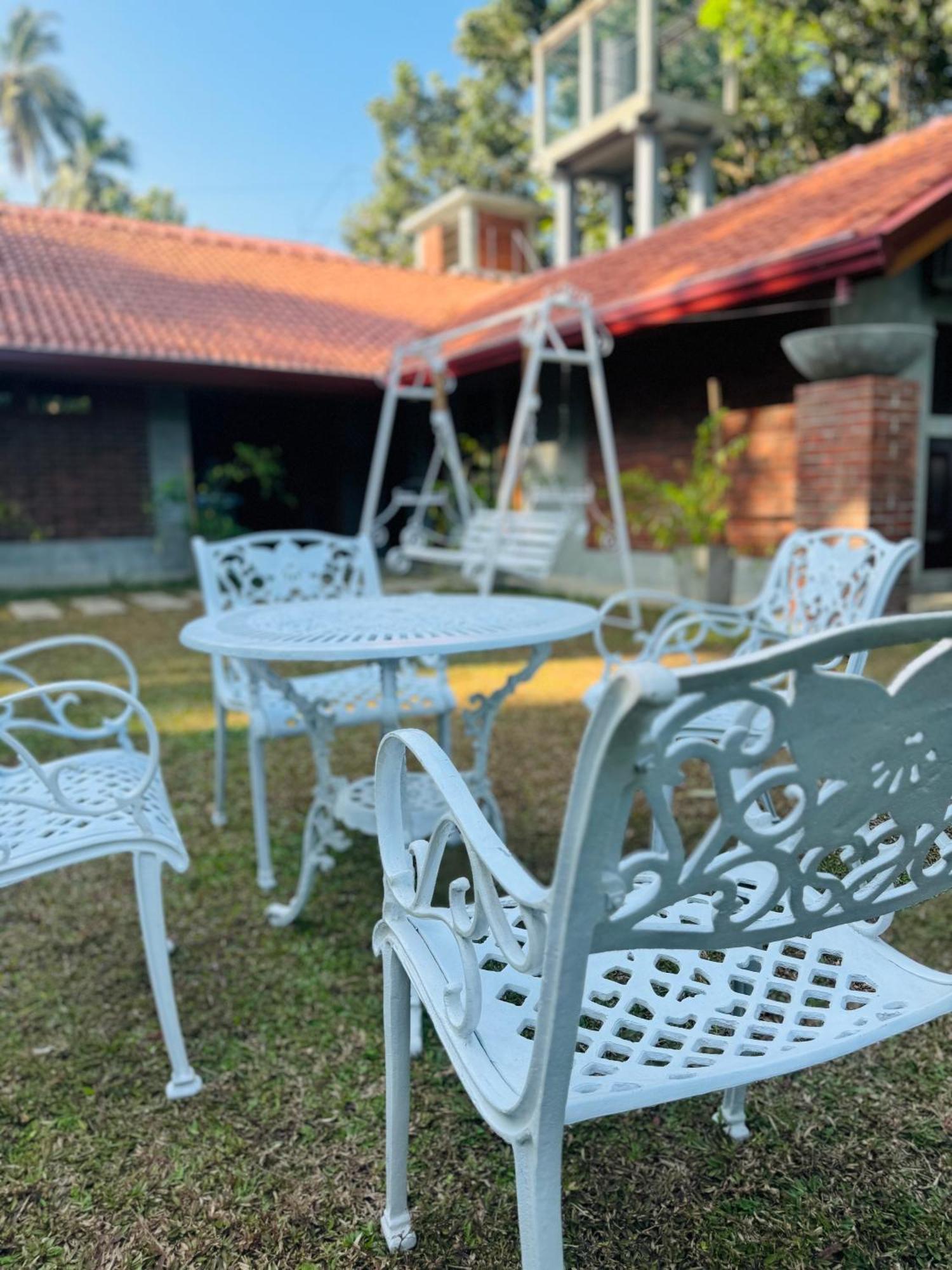 Bappa'S Place Dikwella Bagian luar foto